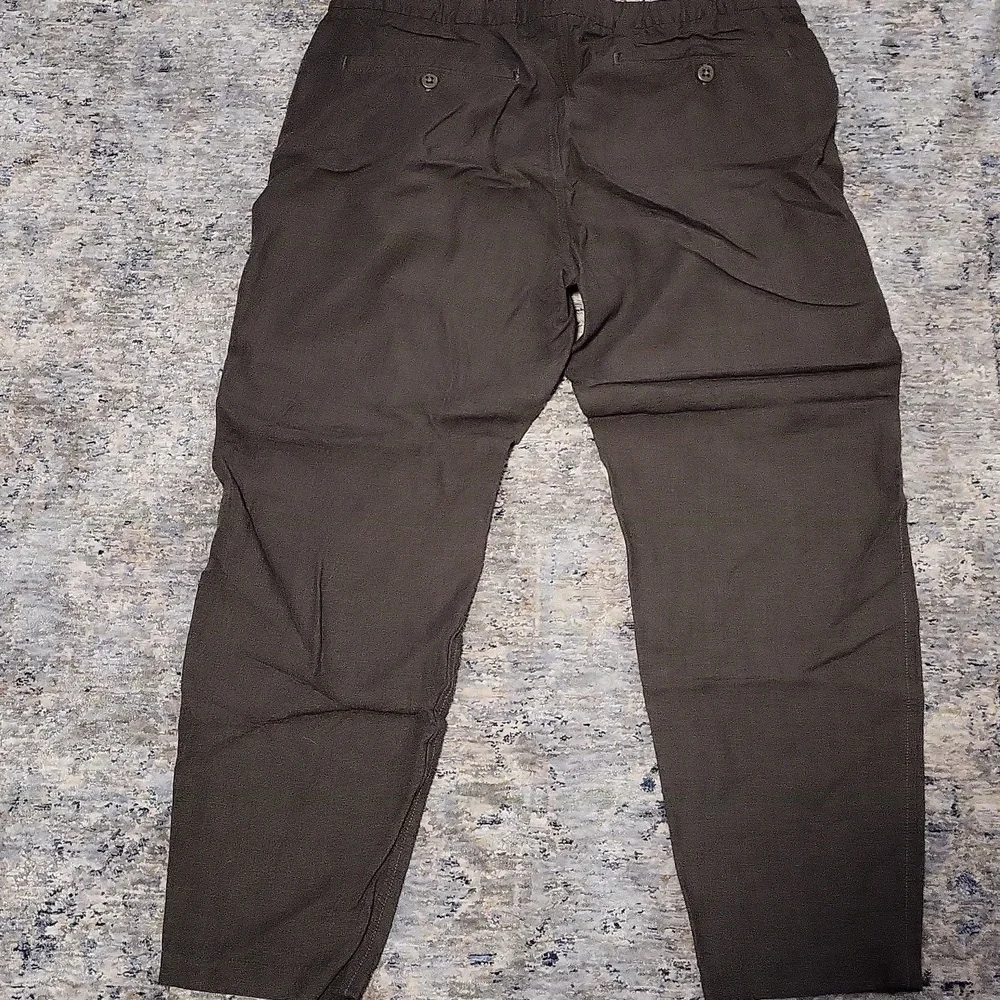 Abercrombie & Fitch Dark Olive Pant